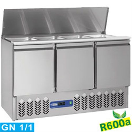 Diamond gekoelde saladette 4xGN 1/1 - 150mm, 3 deuren GN 1/1 compleet met gebogen ruit